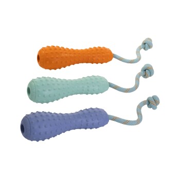 Drei strukturierte Gummihundespielzeuge in Orange, Türkis und Lila, jedes mit einem geknoteten Seil zum Ziehen und Kauen.