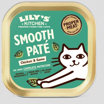 Lily's Kitchen Smooth Paté für Katzen, mit einer Cartoon-Katzenillustration, mit Text, der "Huhn & Wild" und "Natürliche Zutaten" hervorhebt.