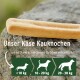 Käse Kauknochen für Hunde auf einem Stein abgebildet, mit Text, der die verfügbaren Größen angibt: <10 kg, 10-20 kg, 20-30 kg.