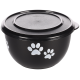 Schwarze Futterschüssel für Haustiere mit einem Deckel, mit weißen Pfotenabdruckdesigns an der Seite.