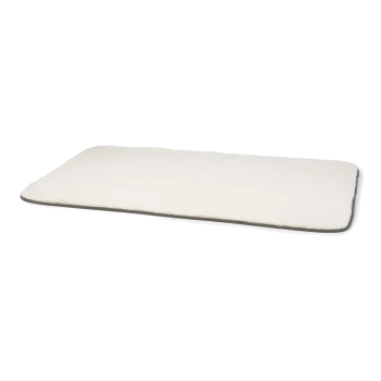 Een zachte, rechthoekige huisdierbed in crèmekleur met een pluche oppervlak en een donkergrijze rand, ideaal voor het comfort van huisdieren.