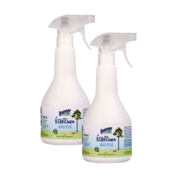 Deux bouteilles de spray de produit de soin pour animaux "bunny alles Klärchen", chacune de 500 ml, avec une étiquette à thème nature avec un arbre et un texte en allemand.