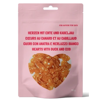 Różowy woreczek z przysmakami dla kotów oznaczony „Hearts with Duck and Cod” w wielu językach, 50 g.