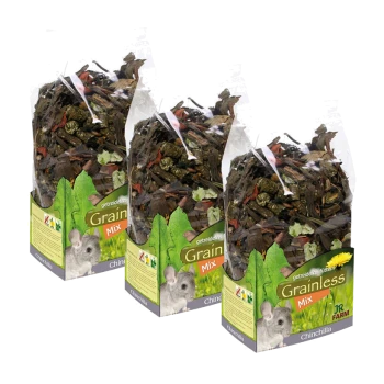 Drei Taschen "Grainless Mix" für Chinchillas, gefüllt mit getrockneten Kräutern und Blättern, mit einem grauen Chinchilla auf der Verpackung.
