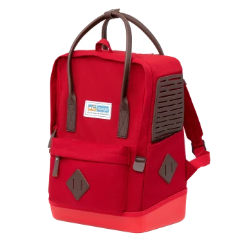 Roter Haustiertrage-Rucksack mit braunen Akzenten, mit einem Kurgo-Logo, seitlicher Belüftung und verstellbaren Riemen.