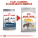 Vergleich der Verpackung von Royal Canin Dermacomfort Hundefutter, mit einem großen Hund, der die "Reduzierte Allergenformel" und Zufriedenheitsraten hervorhebt.