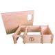 Holz-Haustierhaus-Kit mit abnehmbarem Dach, mit Fächern und einem runden Eingang, mit einem Hasenlogo versehen.