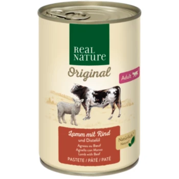 Nourriture pour animaux en conserve étiquetée "Real Nature Original" avec de l'agneau et du bœuf, avec des images d'un agneau et d'une vache, et le texte "Adult" et "Natürlich."