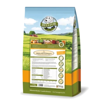 Ein 6 kg Sack BELLFOR Hundefutter, 'FREILAND-SCHMAUS', mit einer malerischen Landschaft im Hintergrund und Nährwertinformationen auf der Rückseite.