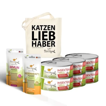 Eine Canvas-Tasche mit der Aufschrift "KATZEN LIEB HABER", umgeben von insektenbasiertem Katzenfutter und Gläsern mit der Aufschrift "Vitalität Füttern" und "Hygienepulver."