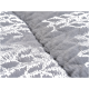 Nahaufnahme eines weichen, grauen Hundebetts mit einer gesteppten Textur, das den plüschigen Stoff und das gemütliche Design zeigt.