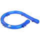Blauer runder Katzenspielzeugkreis mit einem weißen Ball darin, entworfen für interaktives Spielen.