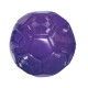 Balle jouet pour chien KONG en caoutchouc texturé violette avec panneaux hexagonaux et trou intégré sur fond noir.