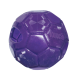 Balle jouet pour chien KONG en caoutchouc texturé violette avec panneaux hexagonaux et trou intégré sur fond noir.