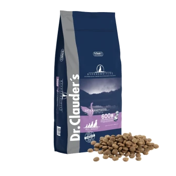 Dr. Clauder's HypoSensitive Hundefutterbeutel mit der Formel "Ente & Kartoffel", 600g, mit Futterbrocken, die davor verstreut sind.