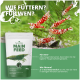 NatureHolic MAIN FEED 30 g Beutel neben rot-weiß gefärbter Aquariengarnele; deutsche Überschrift „WIE FÜTTERN? FÜR WEN?“