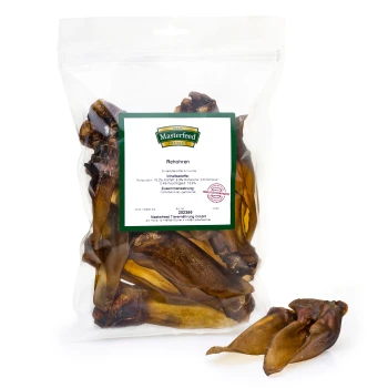 Hirschohren 250 g Getrocknete Hirschgeweihe für Hunde in einer klaren Plastiktüte, beschriftet mit "Masterfeed Premium Rehohren," mit Nährwertinformationen und Zutaten.
