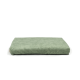Grünes Haustierbett mit einer weichen, strukturierten Oberfläche, rechteckiger Form und einem subtilen Design, vor einem weißen Hintergrund.