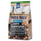 Hundefutterverpackung mit der Bezeichnung "Twice Nice", die Lachs und Huhn enthält, mit Text, der zusätzliche Filetstücke und ein getreidefreies Rezept hervorhebt.