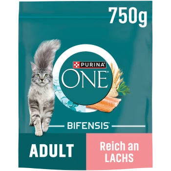 Purina ONE Bifensis Adult Katzenfutter 750g mit Lachs, Weizen und Kräutern, mit grauer getigerter Katze auf der Verpackung.