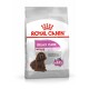 Nourriture pour chiens Royal Canin Relax Care pour races moyennes, avec un chien brun sur l'emballage, affirmant +44% de comportement normal.