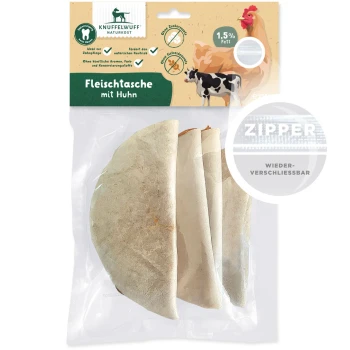 Packung mit Knuffelwuff natürlichen Haustierleckereien, mit Hühnergeschmack, 1,5 % Fett, mit einem wiederverschließbaren Reißverschluss.