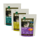 Drei Säcke von Real Nature's "Wilderness" Hundefutter: "Dark Fjord", "True Country" und "Rocky Hills", mit Wolf-Bildern und Nährwertinformationen.