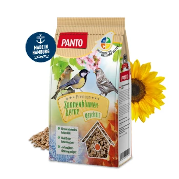 PANTO Premium Sonnenblumenkerne geschält Vogelfutterpaket mit drei Vögeln auf der Vorderseite, mit Text, der die Eignung für ganzjährige Fütterung hervorhebt.