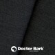 Nahaufnahme von zwei strukturierten schwarzen Stoffmustern mit dem Logo 'Doctor Bark', das prominent am unteren Rand angezeigt wird.