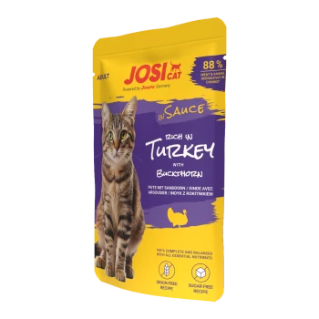 JosiCat Katzenfutterbeutel für erwachsene Katzen, reich an Pute mit Sanddorn, 88 % Fleisch, getreidefreie und zuckerfreie Rezeptur.