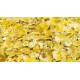 Nahaufnahme von getrockneten gelben Cornflakes, die ihre unregelmäßigen Formen und Texturen zeigen, ideal für Haustierfutter oder Leckereien.