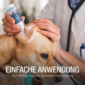 Ein Golden Retriever und ein orangefarbener Tabby-Kätzchen schlafen zusammen, mit dem Text "Sorge für Entspannung" und "Reduziert Juckreiz & Kopfschütteln" darunter.