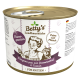 Dose mit Betty's Landhausküche Katzenfutter mit einer Illustration eines Kochs und einer Katze, beschriftet "Känguru pur mit Bonnetöl & Taurin."