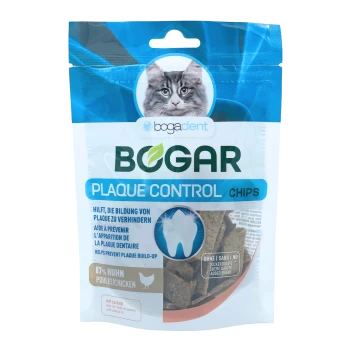 Bogar Plaque Control Chips zakje, kattenfoto bovenaan, tekst 'BOGAR', 'Plaque Control Chips' en '87% Chicken'.