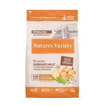 Nourriture pour chat adulte stérilisé Nature's Variety avec viande désossée, sans céréales, poulet élevé en plein air, sac de 3 kg.