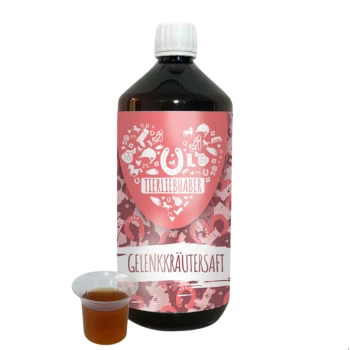 Eine Flasche Gelenkkräutersaft für Haustiere, beschriftet mit "Tierliebhaber", neben einer kleinen Tasse mit der Flüssigkeit.