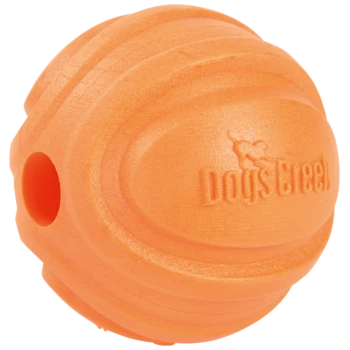 Balle jouet pour chien en caoutchouc texturé orange avec un trou et le logo "Dog's Treat" embossé sur le côté.