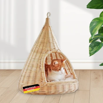 Ein gemütliches, gewebtes Katzenhaus mit einer roten Katze darin, mit einem Etikett, das "DEUTSCHE MARKE" liest.