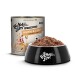 Dose Lucky Jim Adult Huhn & Leber neben einer schwarzen Lucky Jim-Schüssel gefüllt mit Nassfutter.