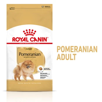 Royal Canin Pomeranian Adult hondenvoer zak met een fluffy Pomeranian illustratie en tekst over voedingsvoordelen.