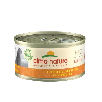 Dosenfutter für Kätzchen von Almo Nature, mit dem Etikett "HFC" mit Huhn, mit einem grünen "100% zur Natur"-Siegel und floralem Design.