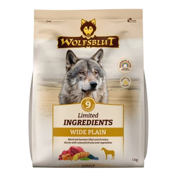 Wolfsblut Hundefutterbeutel mit "Limited Ingredients Wide Plain" und einem Wolf-Logo, das 9 Zutaten und bunte Früchte und Gemüse hervorhebt.