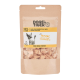 Eine Packung DOGS'n TIGER gefriergetrocknete Hühnerbissen, gekennzeichnet mit "100% Fleisch" und "Pure Hühnerbrustfilet-Bites," mit einem verspielten Hund.