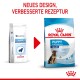 Zwei Royal Canin Hundefutterbeutel: "Pediatric Junior" für große Hunde über 25 kg und "Puppy Maxi" für 2-15 Monate alte Welpen.