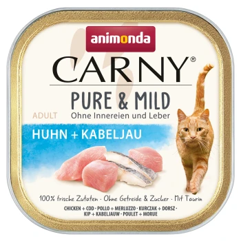 Animonda Carny Tiernahrung Dose mit einer Katze, Huhn und Kabeljau. Der Text lautet "Pur & Mild," "Erwachsene," und "Huhn + Kabeljau."