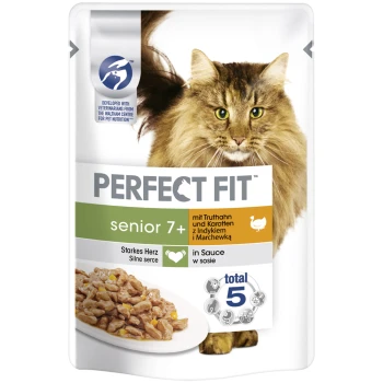 Katzenfutterbeutel beschriftet 'Perfect Fit' für Seniorenkatzen (7+), mit Truthahn und Karotten in Sauce, mit einem Foto einer flauschigen Katze.