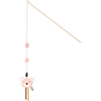Ein rosa, bärenförmiges Katzenspielzeug, das an einem Holzstab befestigt ist, mit zwei rosa Bällen entlang der Schnur und bunten Bändern.