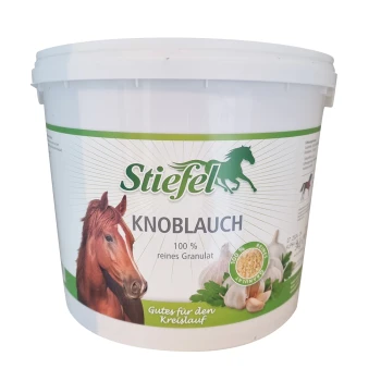 Behälter von Stiefel Knoblauch, 100% reine Knoblauchgranulate für Pferde, mit einem Pferdebilde und dem Text 'Gutes für den Kreislauf.'