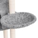 Graue Plüschkatzenliege, die an einem Holzpfosten befestigt ist, mit einer weichen, runden und flauschigen Oberfläche für den Komfort des Haustiers.