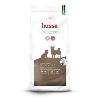 Hundfutterbeutel mit der Aufschrift "Digest" von Husse, mit einem Cartoon-Hund-Logo, glutenfreiem Symbol und Nährwertangaben: 23% Protein, 72,5% tierisches Protein.